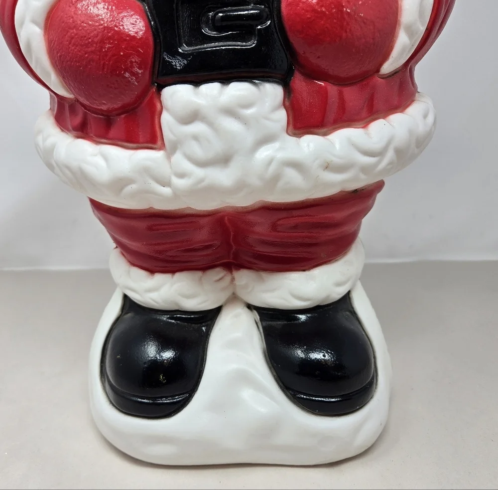 Vintage Santa Blow Mold Lighted 18 Inches Indoor/outdoor By Grand Venture 1999